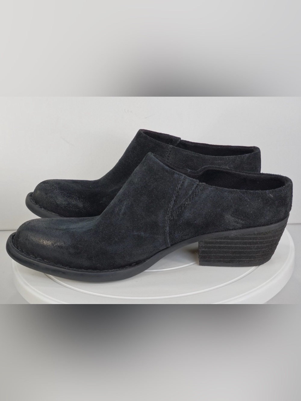 BORN SHAYA DISTRESSED BLACK SUEDELEATHER WOMENS TOE SLIP-ON MULES
